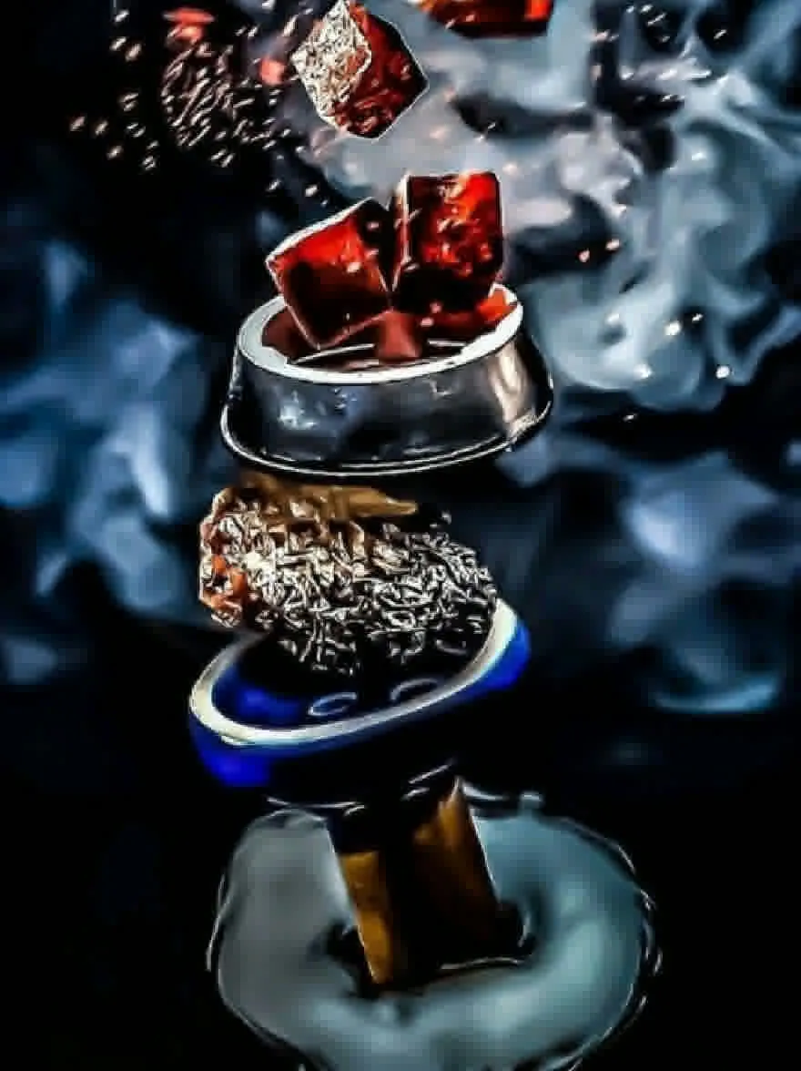Русский промпт: Цифровая картина горшка для кальяна с синей ручкой и серебряной миской на вершине. На миске есть несколько кусочков шоколада, один красный и один коричневый, подвешенные в воздухе. Фон темный с дымным синим оттенком. Освещение драматичное, подчеркивая контраст между темным фоном и яркими цветами шоколада и легче. Кальян расположен в центре изображения, а чаша и чаша перекрывают друг друга. | Original prompt: A digital painting of a hookah pot with a blue handle and a silver bowl on top. On the bowl, there are several pieces of chocolate, one red and one brown, suspended in mid-air. The background is dark with a smoky blue hue. The lighting is dramatic, highlighting the contrast between the dark background and the vibrant colors of the chocolate and the lighter. The hookah is positioned in the center of the image, with the bowl and bowl overlapping each other.
